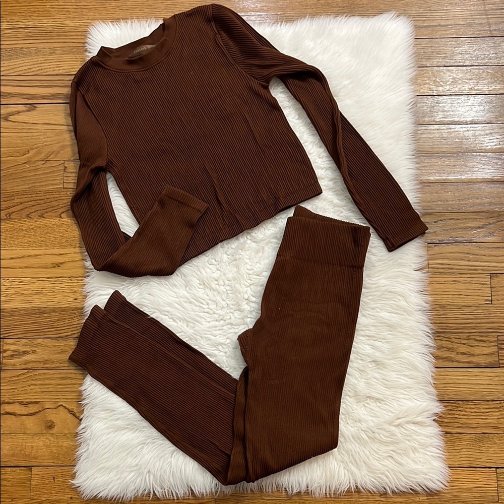 Forever 21 Pantone brown co ord set